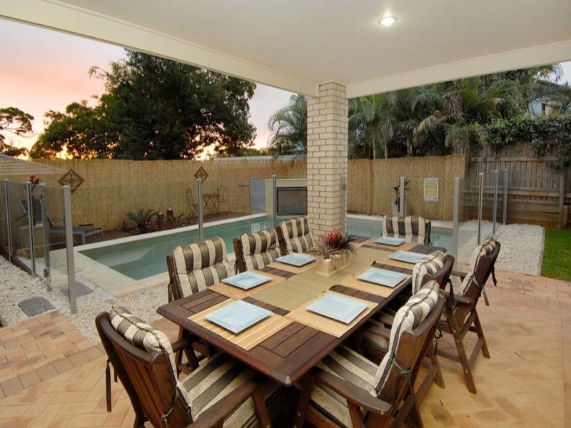 9 Dawson Drive, Manly West QLD 4179