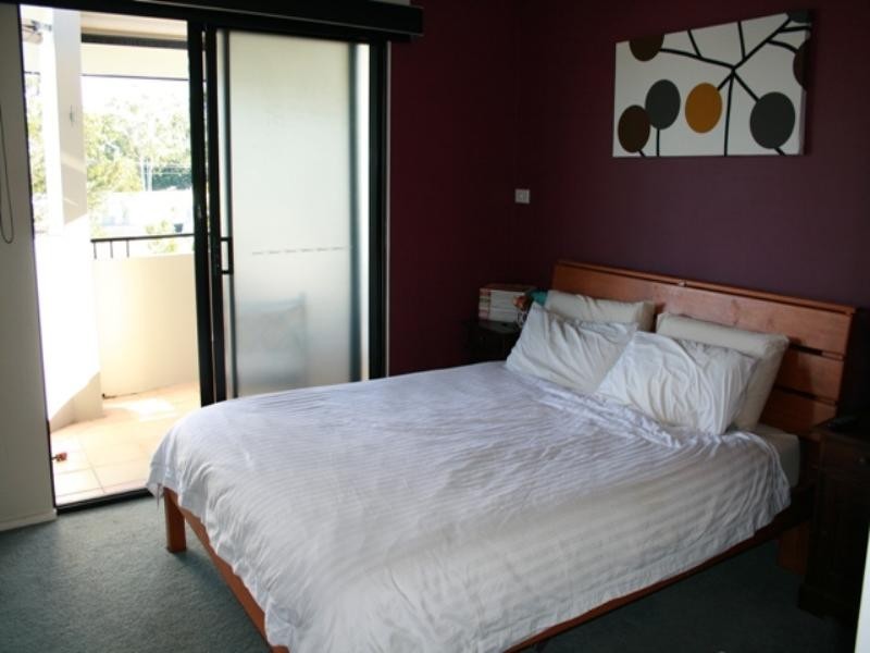 20/13 Vectis Street, Norman Park QLD 4170