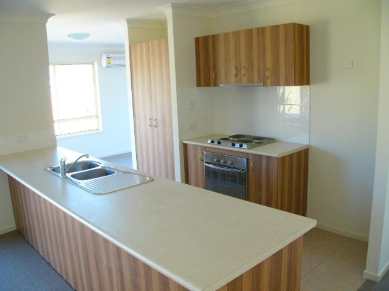 42 Stendell Street, Wakerley QLD 4154