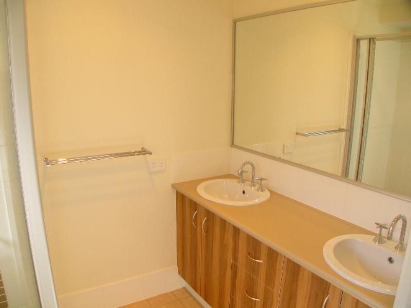 42 Stendell Street, Wakerley QLD 4154