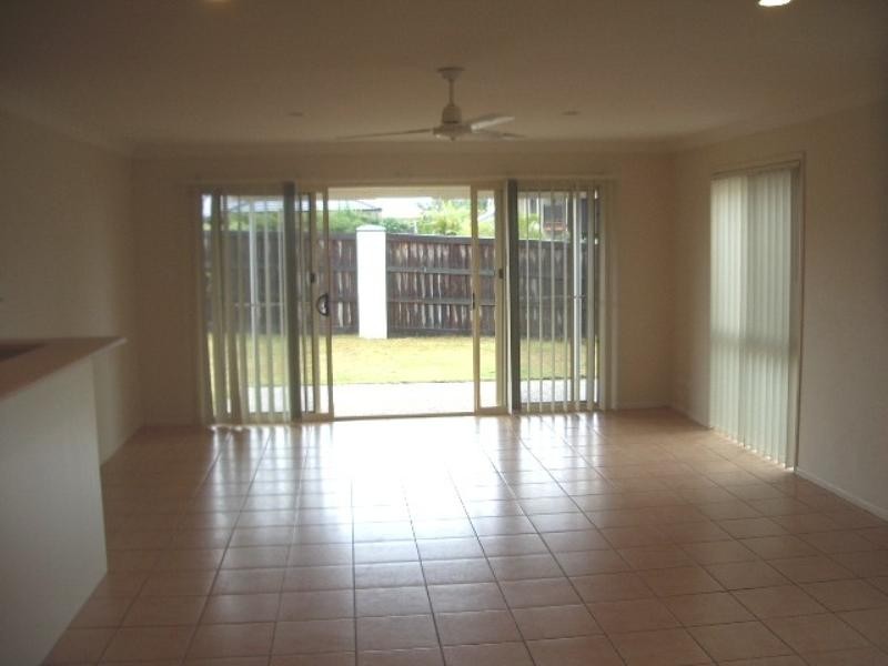 43 Williams Street, Wakerley QLD 4154