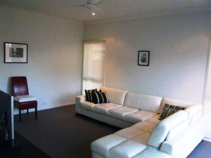 33 Watervale Parade, Wakerley QLD 4154