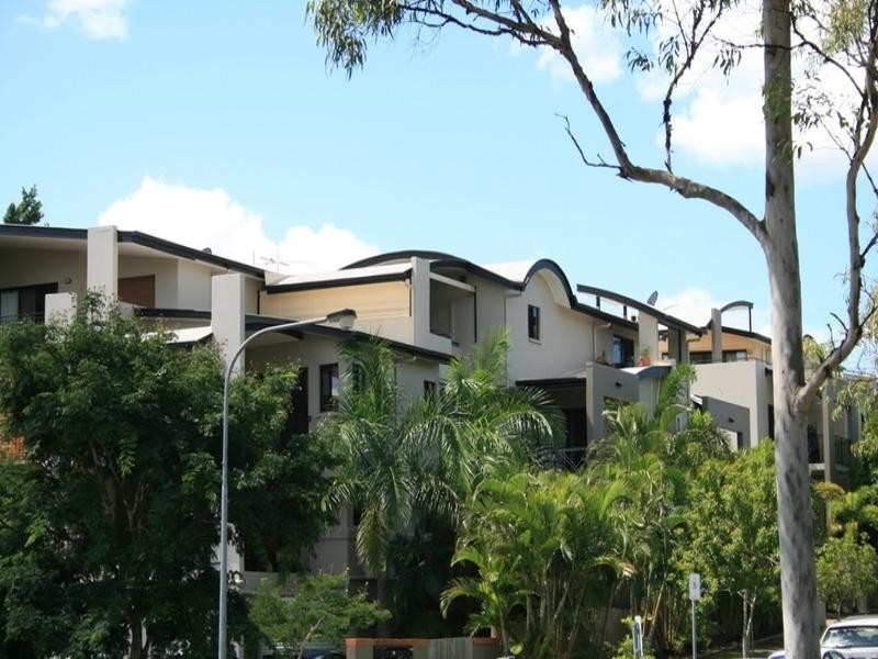 20/13 Vectis Street, Norman Park QLD 4170