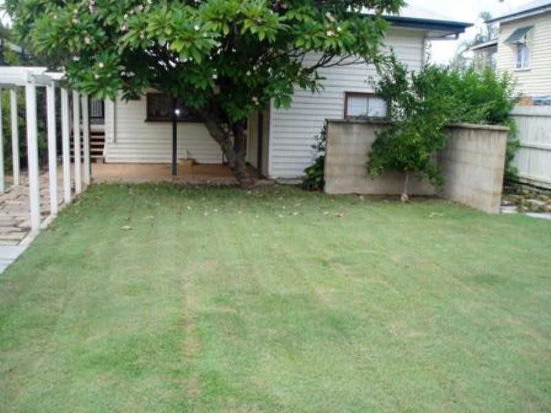 328 Nudgee Road, Hendra QLD 4011