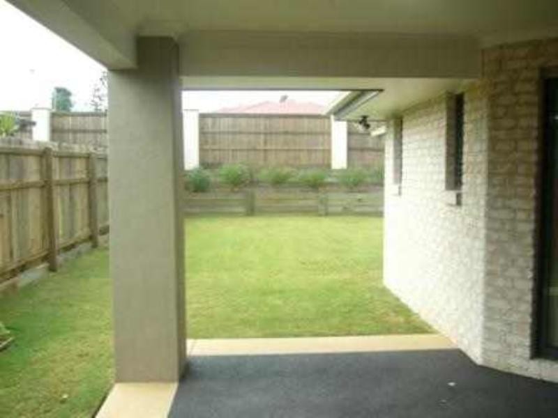 27 Williams Street, Wakerley QLD 4154