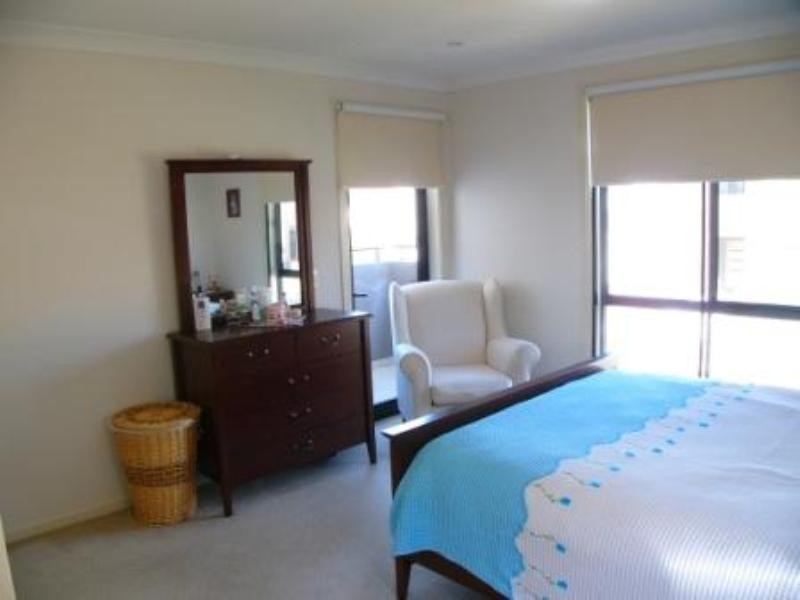 16 Hillcroft Place, Belmont QLD 4153