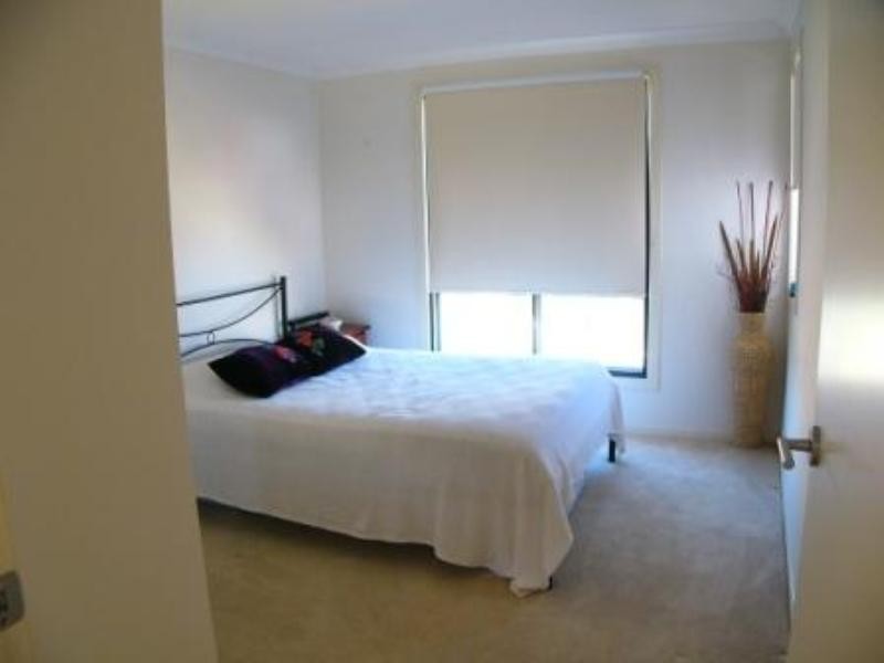 16 Hillcroft Place, Belmont QLD 4153