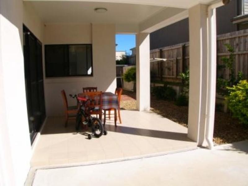 16 Hillcroft Place, Belmont QLD 4153