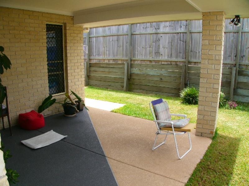 25 Lexey Crescent, Wakerley QLD 4154