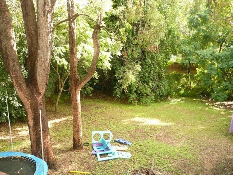 28 Bernays Road, Wynnum West QLD 4178