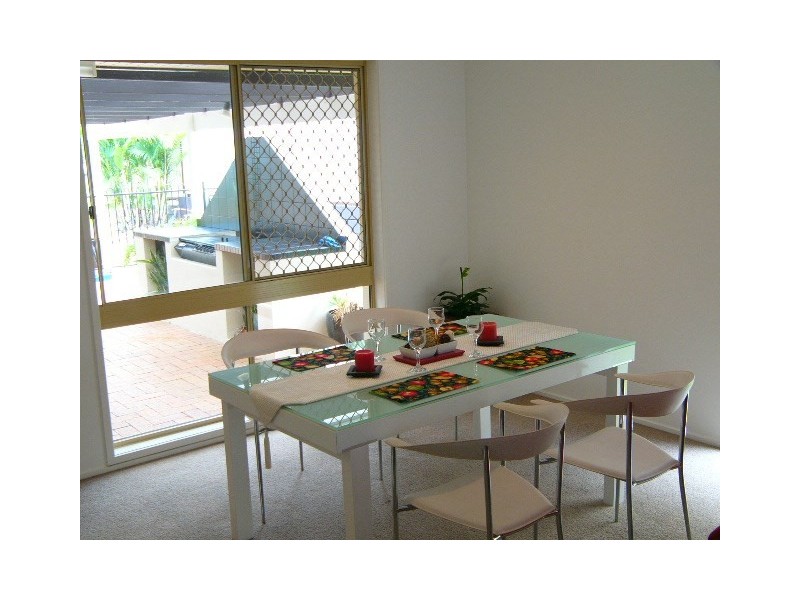 12 Abbeyfeale Street, Tingalpa QLD 4173