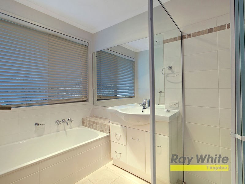 12 Abbeyfeale Street, Tingalpa QLD 4173