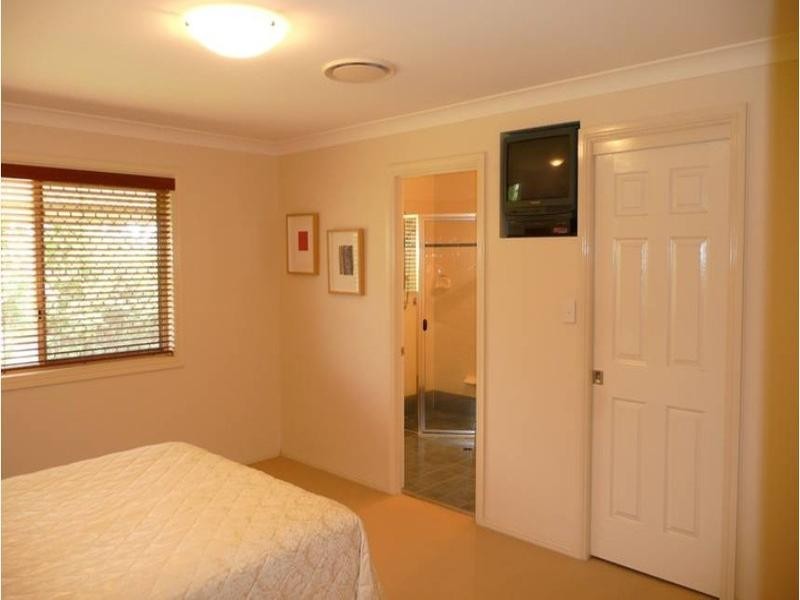 57 Underwood Street, Wakerley QLD 4154