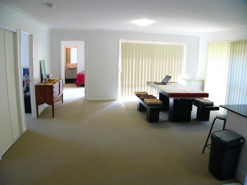 9 Lexey Crescent, Wakerley QLD 4154