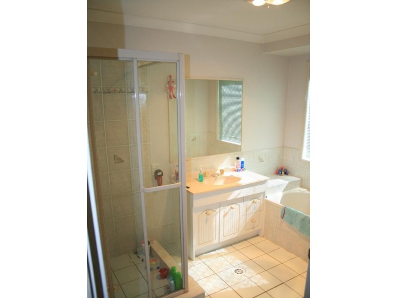 12 Deanbilla Street, Tingalpa QLD 4173