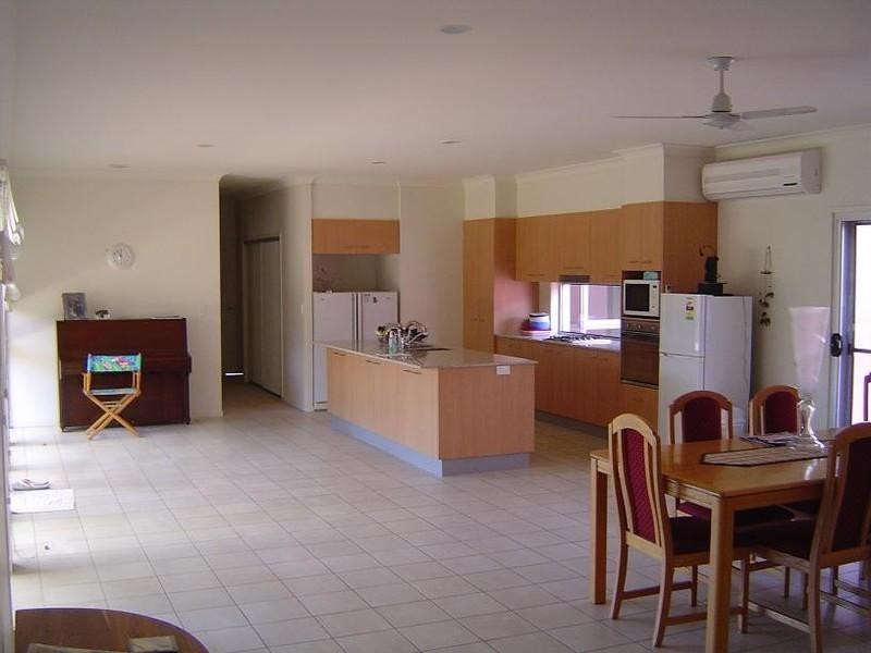 27 Yarra Road, Wakerley QLD 4154