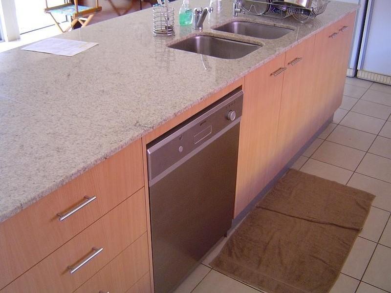 27 Yarra Road, Wakerley QLD 4154