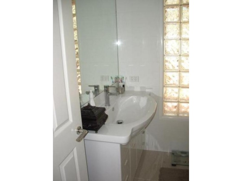 21 Strahan Street, Belmont QLD 4153