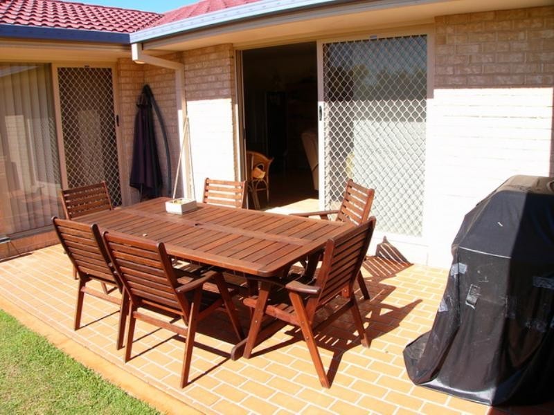 44 Isaacs Way, Wakerley QLD 4154