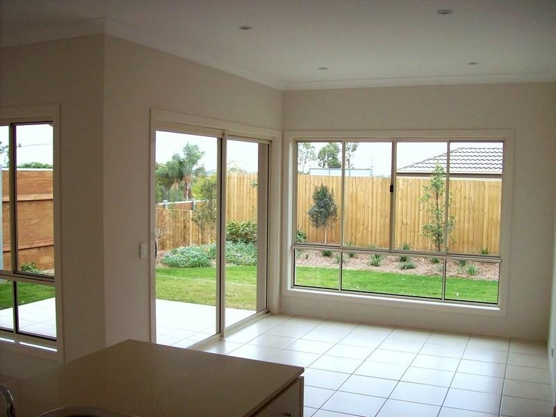 27 Hillcroft Place, Belmont QLD 4153