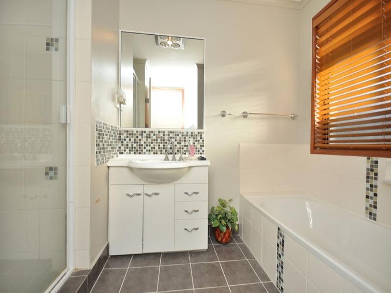 49 Castlerea Street, Tingalpa QLD 4173