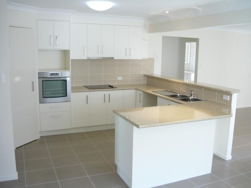 27 Jessielea Street, Wynnum West QLD 4178