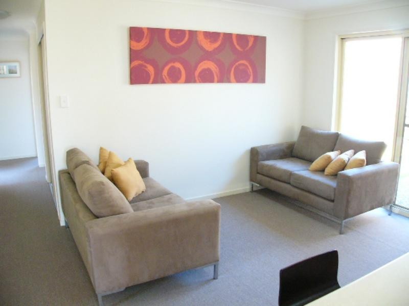 4 Brighton Court, Wakerley QLD 4154