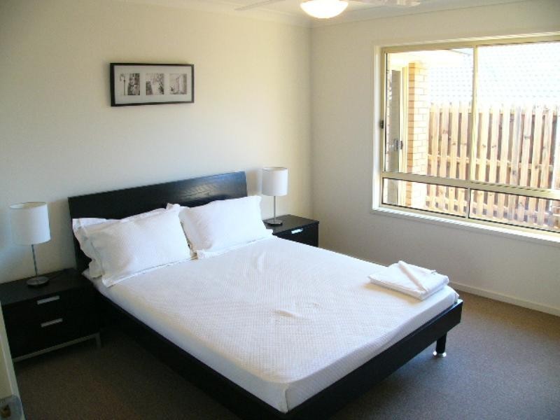 4 Brighton Court, Wakerley QLD 4154