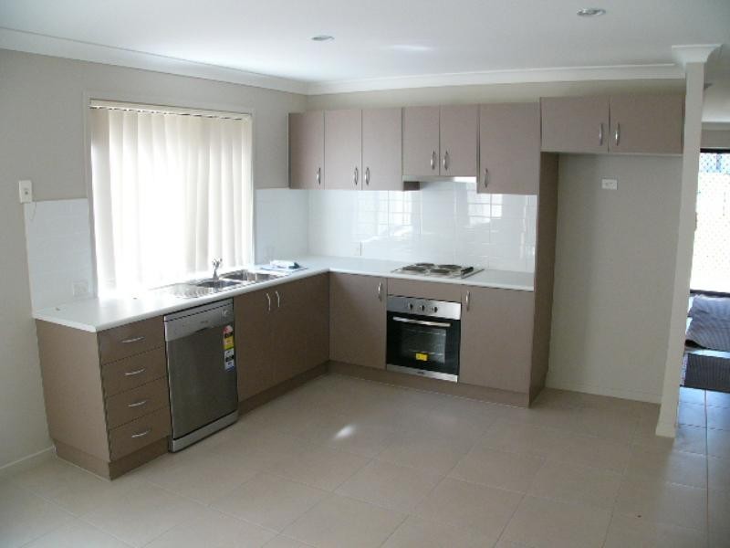 59 Friend Street, Wakerley QLD 4154