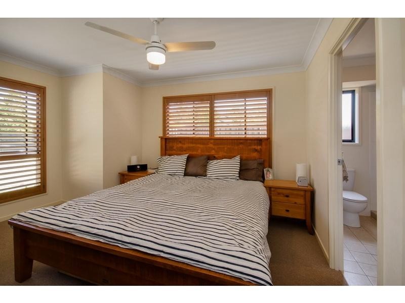 66 Matthews Way, Wakerley QLD 4154