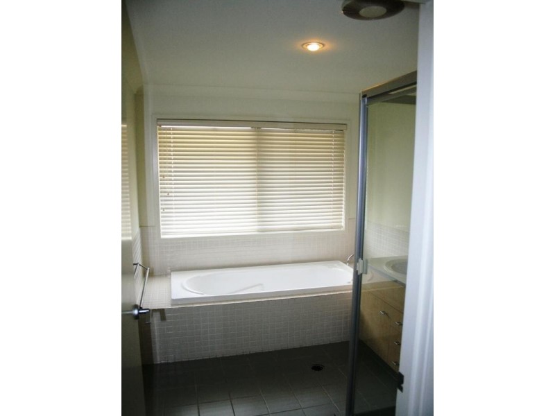 26 Yarra Road, Wakerley QLD 4154