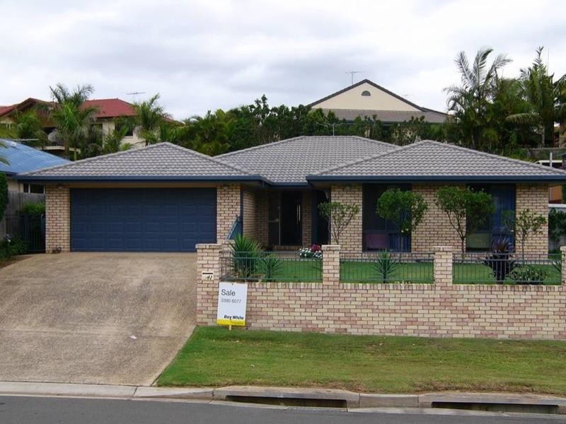 41 Kenilworth Place, Carindale QLD 4152