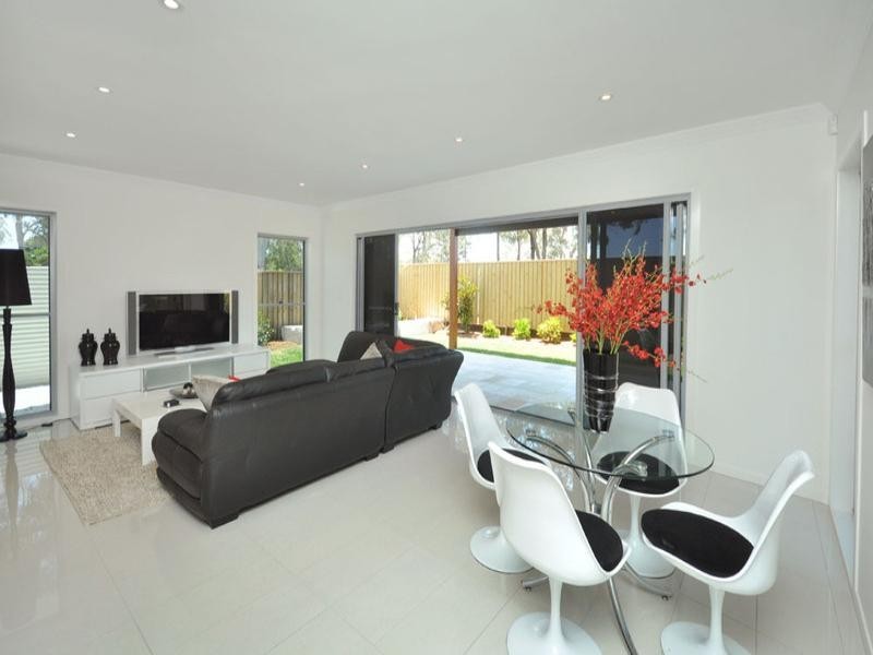 14 Feathertail Place, Gumdale QLD 4154