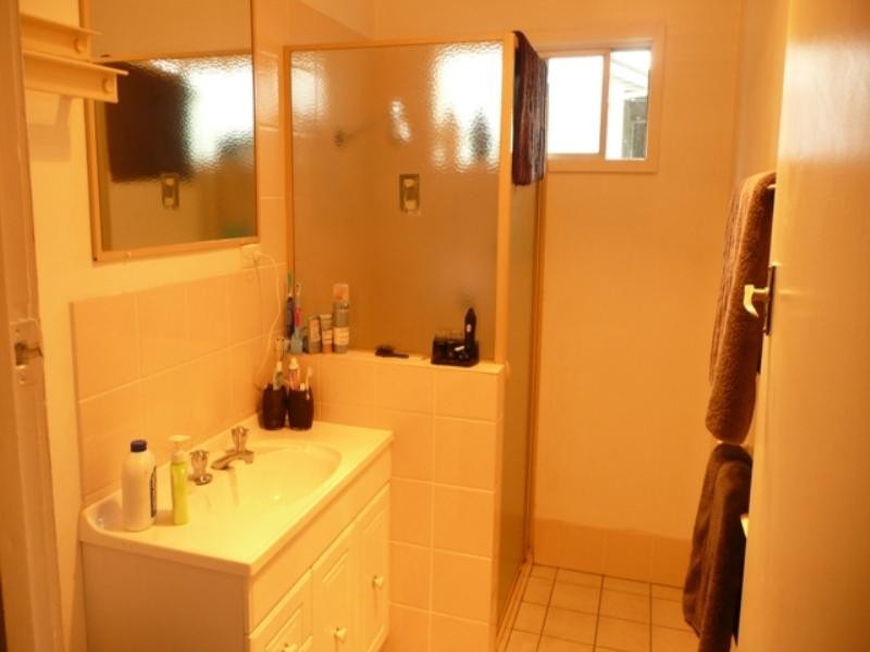 1584 Old Cleveland Road, Belmont QLD 4153