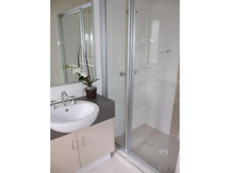 73 Matthews Way, Wakerley QLD 4154