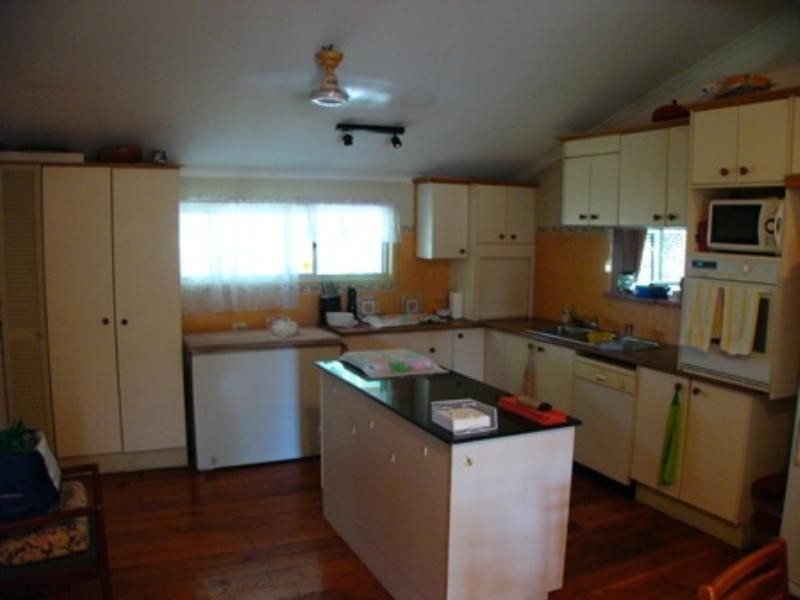 1398 Old Cleveland Road, Belmont QLD 4153