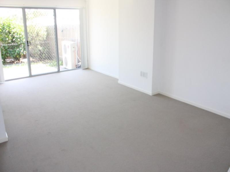 12/95 Lexey Crescent, Wakerley QLD 4154