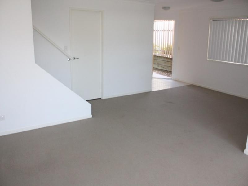 12/95 Lexey Crescent, Wakerley QLD 4154