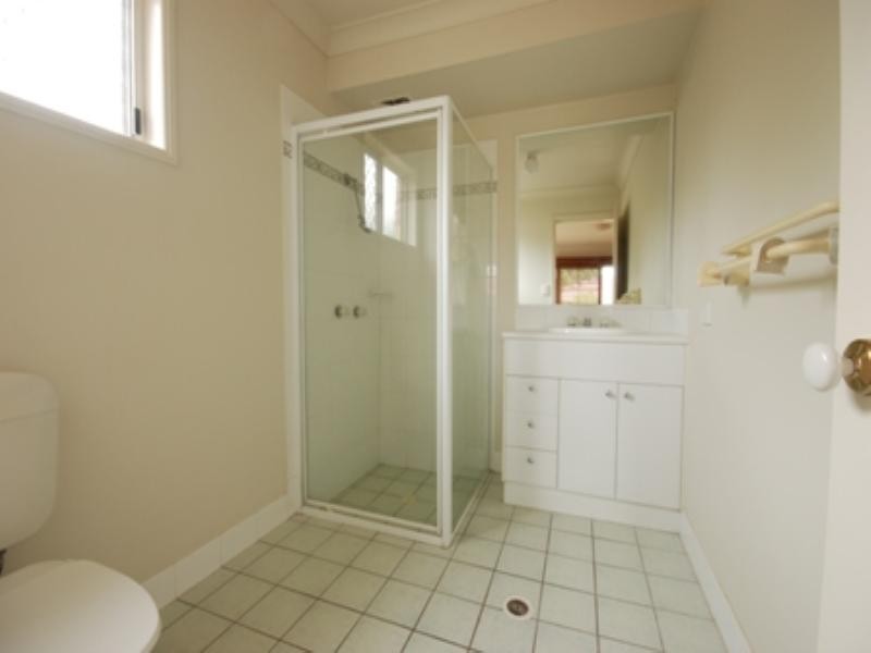 9 Cynthia Place, Wakerley QLD 4154