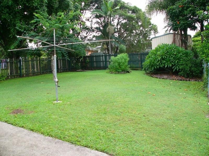 12 Selkirk Street, Tingalpa QLD 4173