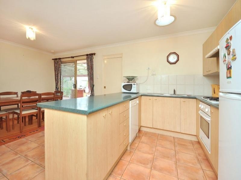 4 Welsby Street, Tingalpa QLD 4173