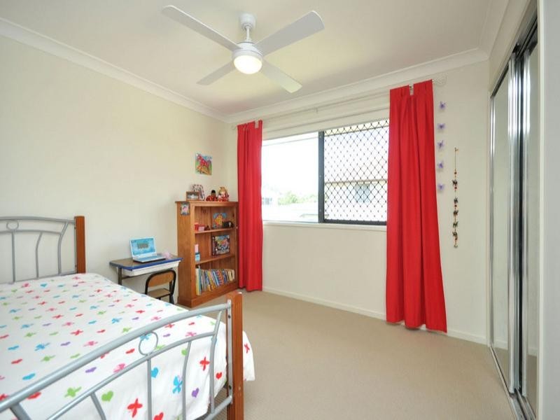 1 Treetop Place, Manly West QLD 4179