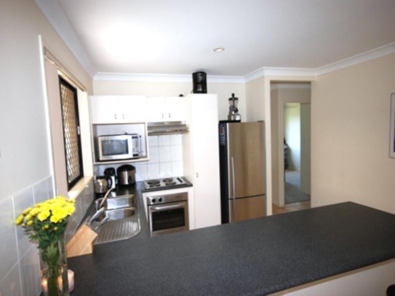 11 Lindsay Street, Hemmant QLD 4174