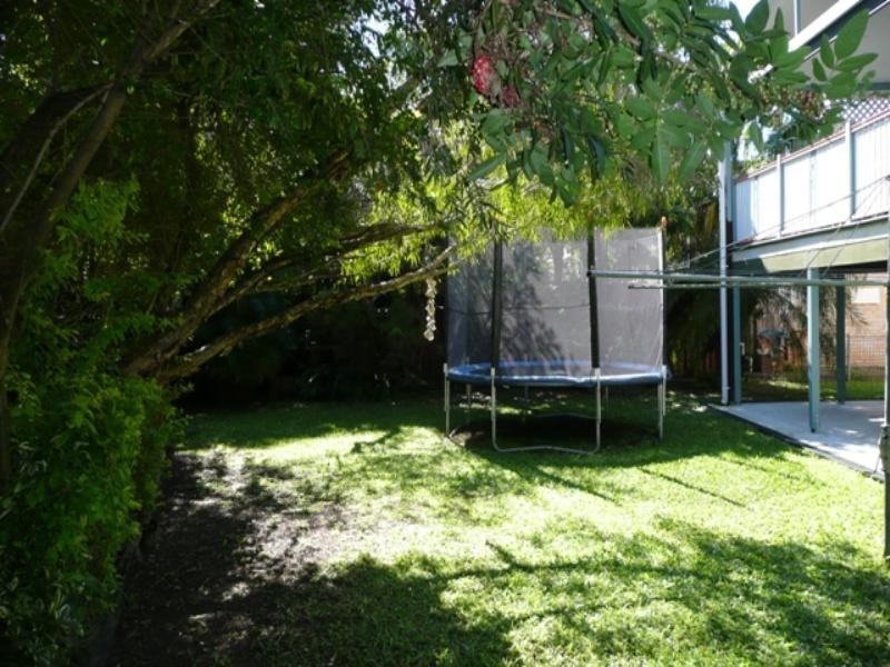 4 Kenmar Street, Wynnum West QLD 4178