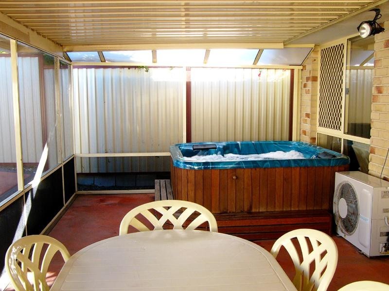 38 Lindeman Place, Tingalpa QLD 4173