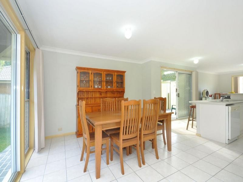 3 Weir Close, Belmont QLD 4153