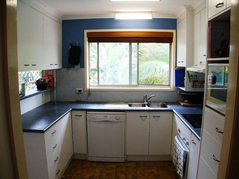 1 Lorelei Street, Manly West QLD 4179