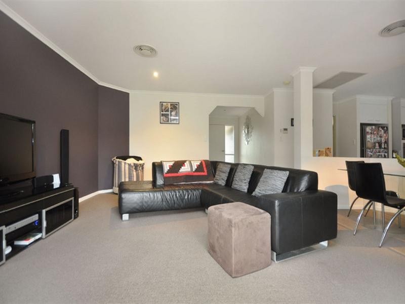 16 Lockwood Crescent, Manly West QLD 4179