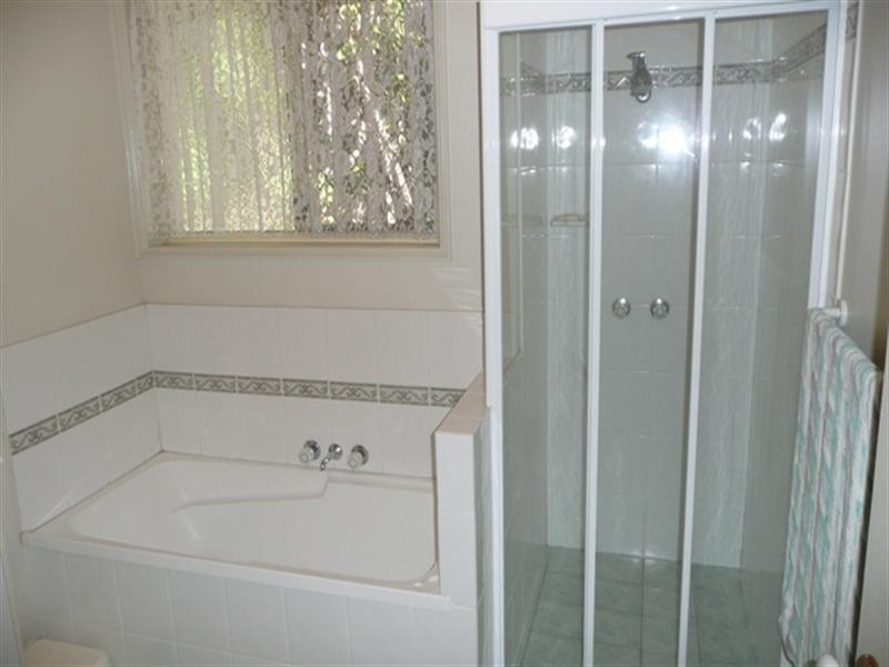 15 Matthews Way, Wakerley QLD 4154