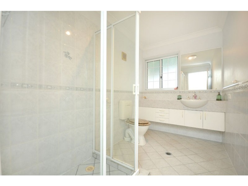 14 Christina Place, Belmont QLD 4153